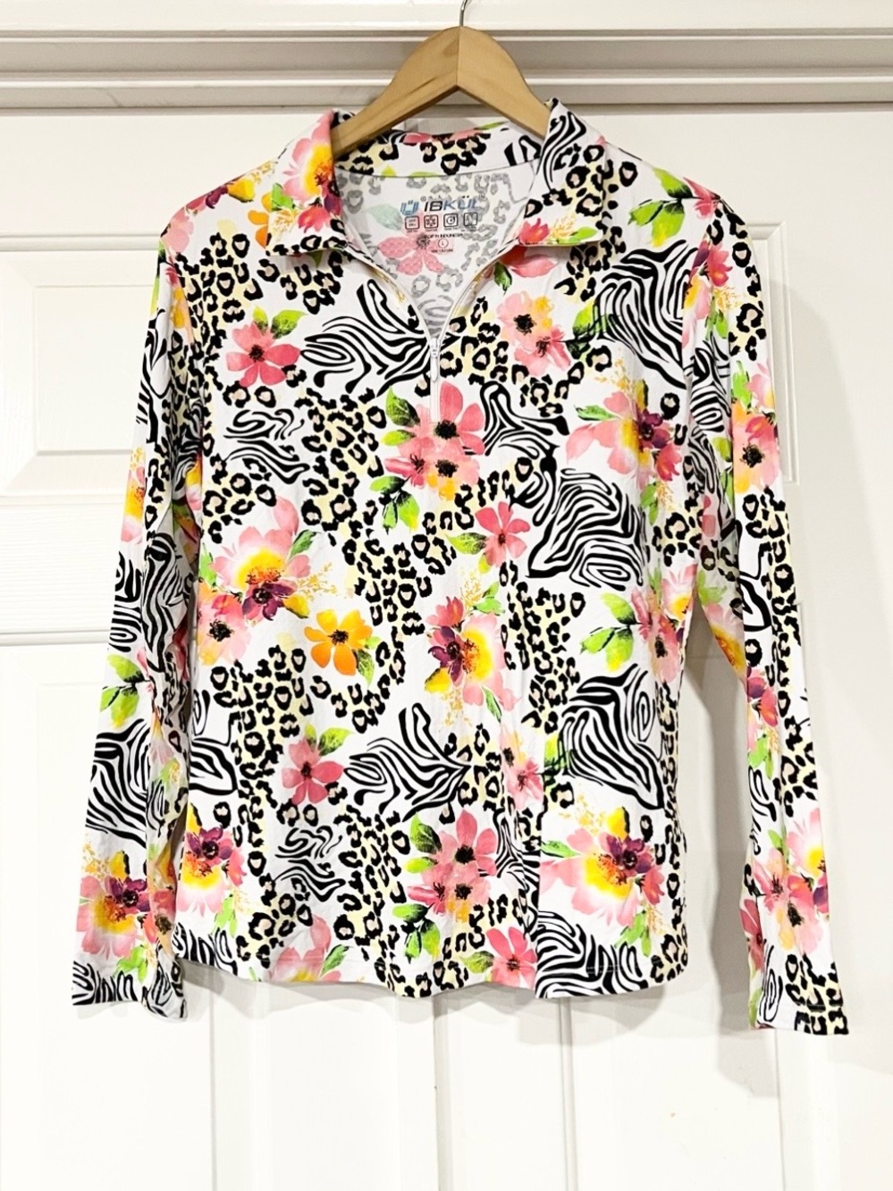 IBKUL | Eve Floral Tropical Quarter Zip UPF Outdoor Golf Tennis Top